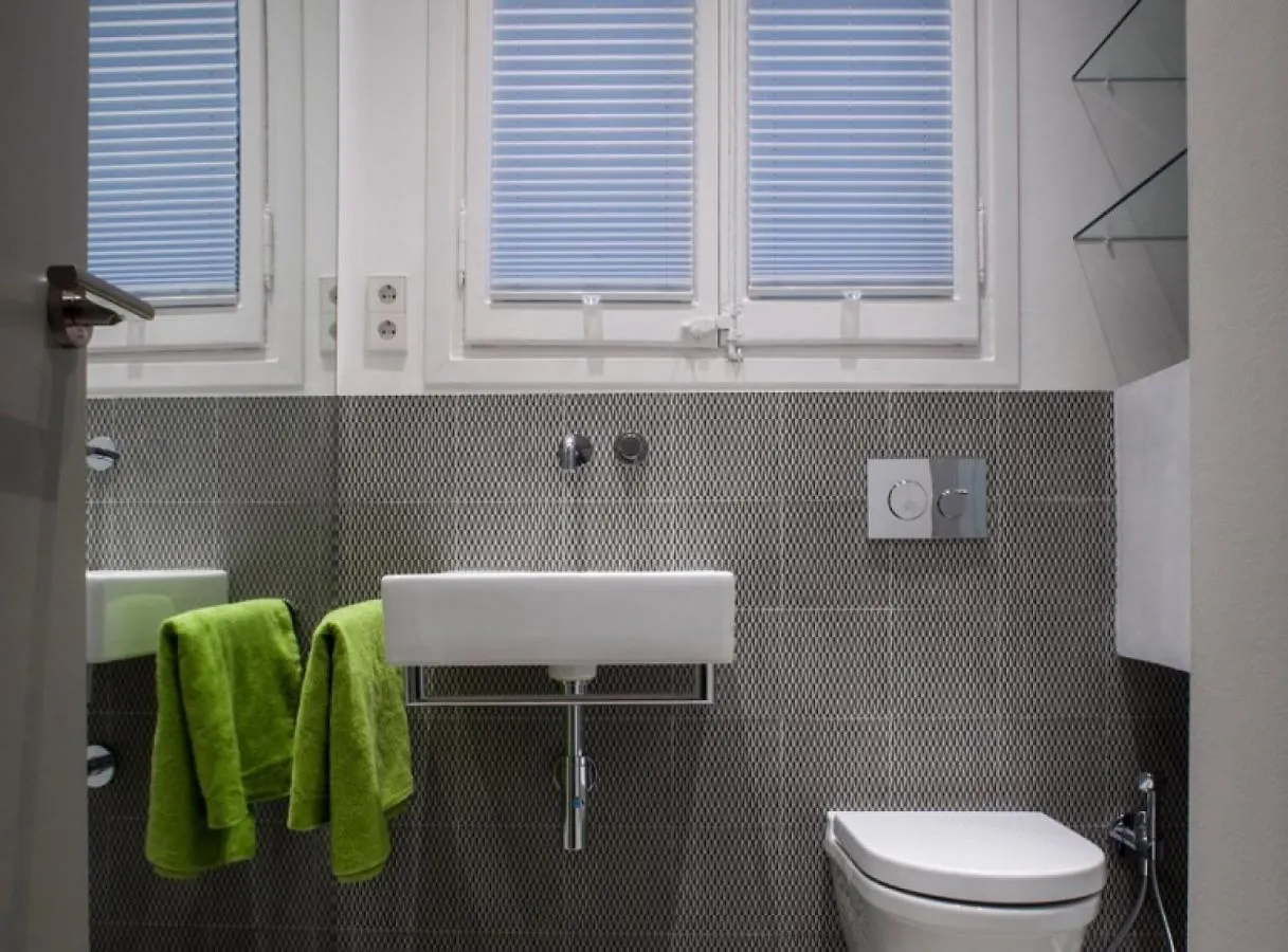 Apartment Villaroel - Modern Flat In San Antoni Barcelona